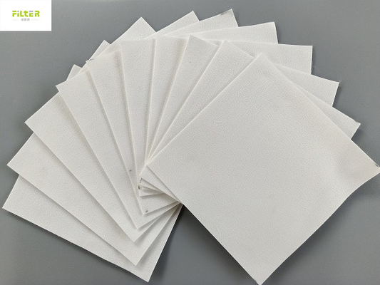 Πολυεστέρας μεμβρανών Ptfe ύφασμα φίλτρων 0,5 μικρών για τη βιομηχανική αφαίρεση σκόνης